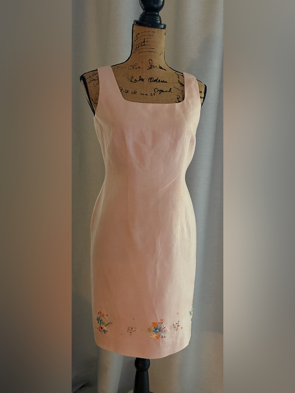 Donna Morgan Blush Pink Square-Neck Midi Dress with embroidery Floral Hem